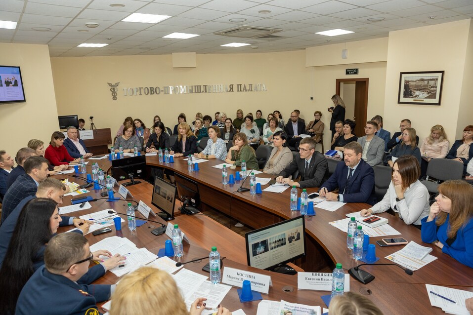 VI Финансовый форум собрал представителей бизнеса и профессионалов рынка 6 VI Финансовый форум собрал представителей бизнеса и профессионалов рынка 6