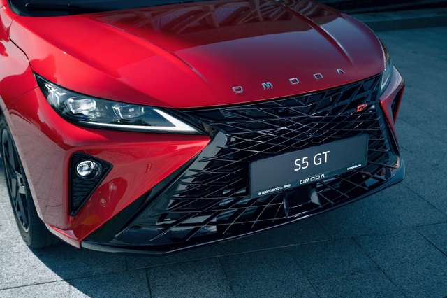 OMODA S5 GT: гаджет-седан со спортивным характером уже в Красноярске
1 OMODA S5 GT: гаджет-седан со спортивным характером уже в Красноярске
1