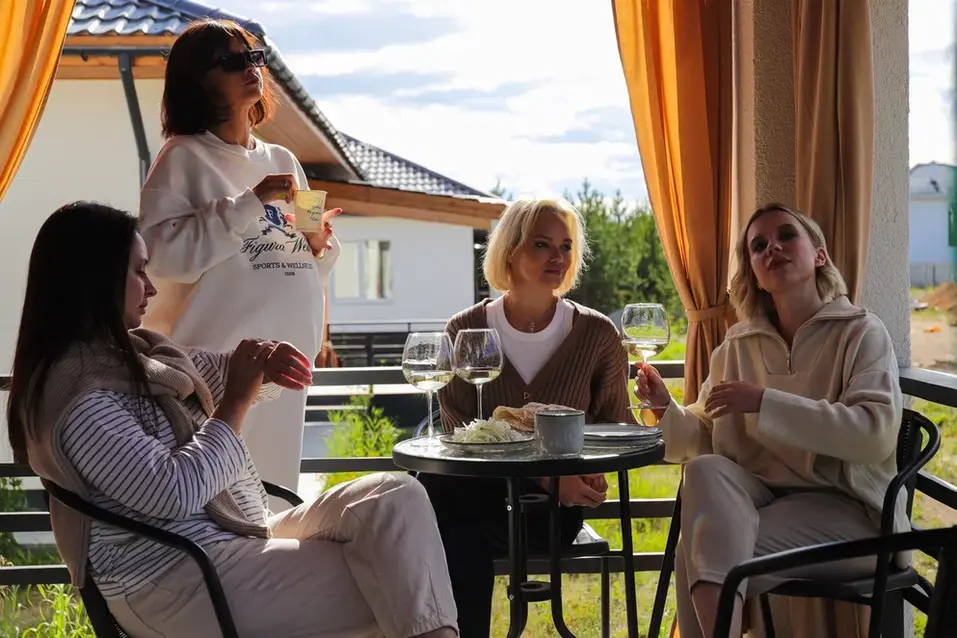 В Екатеринбурге презентовали первый сериал известной креативщицы 5 В Екатеринбурге презентовали первый сериал известной креативщицы 5