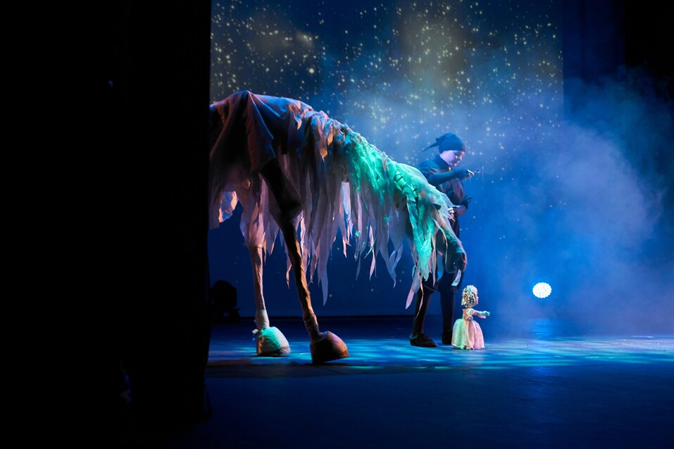 Театр Театр