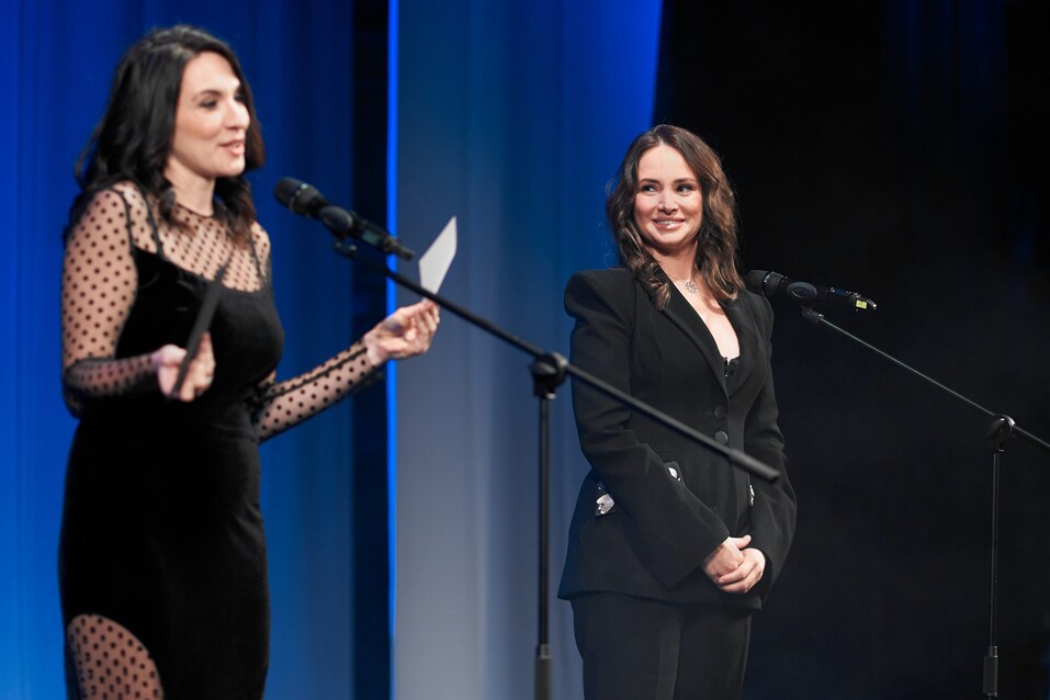 Представительницы Opora Woman Club Представительницы Opora Woman Club