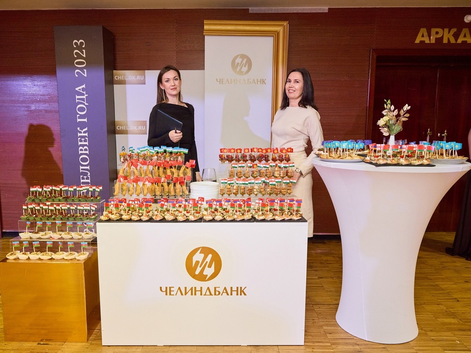 Шоколадный фонтан и розыгрыш подарков: тайны закулисья премии «Человек года» в Челябинске 14 Шоколадный фонтан и розыгрыш подарков: тайны закулисья премии «Человек года» в Челябинске 14