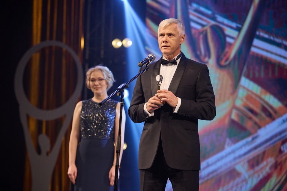 Человек года Валерий Гартунг: «Создаём кластер высокотехнологичной продукции» 1 Человек года Валерий Гартунг: «Создаём кластер высокотехнологичной продукции» 1