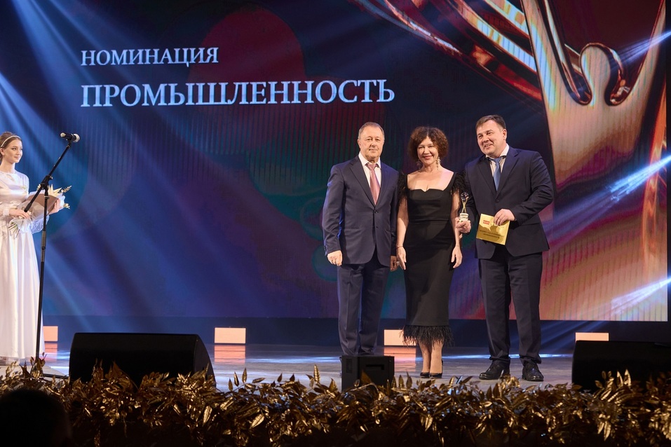 Шоколадный фонтан и розыгрыш подарков: тайны закулисья премии «Человек года» в Челябинске 3