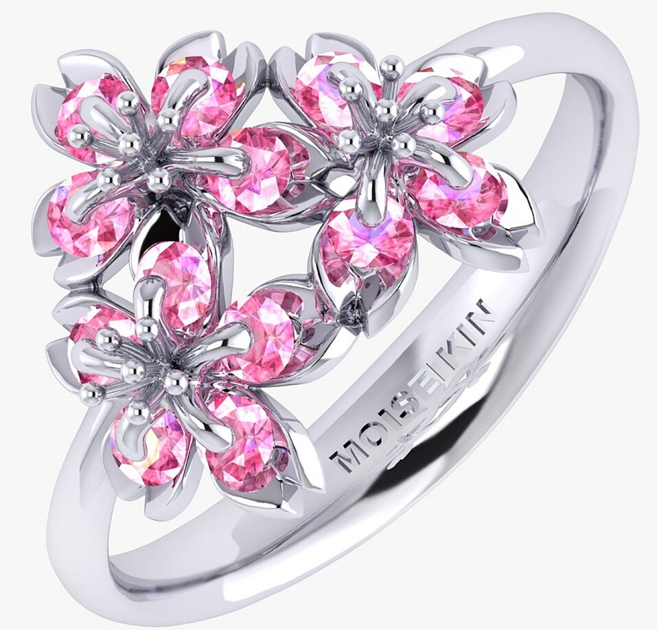 Уральский ювелир покорил Гонконг с коллекцией украшений из белого золота и цветных камней 1 Уральский ювелир покорил Гонконг с коллекцией украшений из белого золота и цветных камней 1