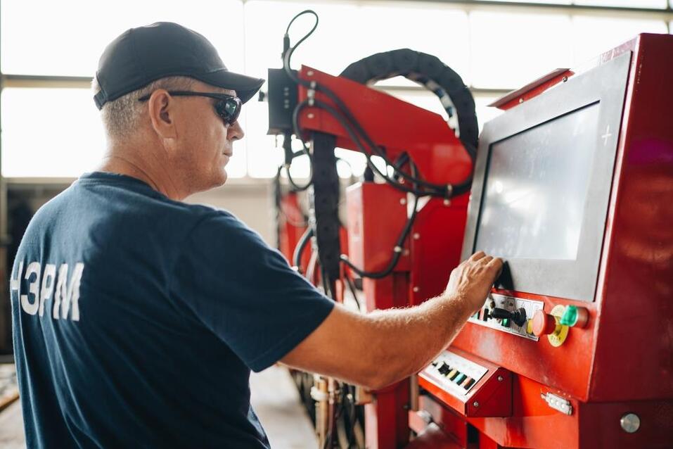 Инвестиционный план НЗРМ: люди, процессы, оборудование 4 Инвестиционный план НЗРМ: люди, процессы, оборудование 4