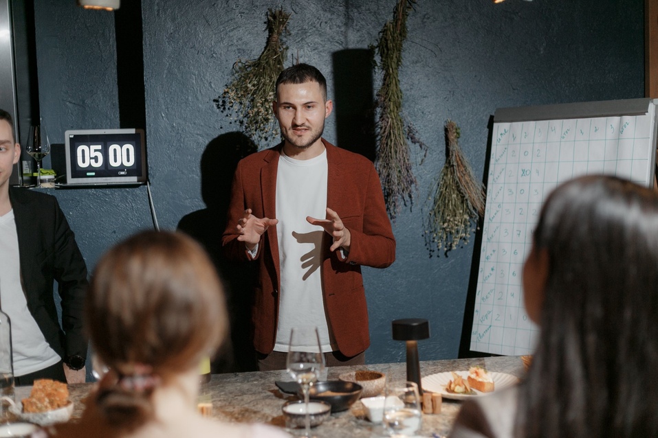 Fresco и 0.75 please получили по ресторанной пальмовой ветви
2 Fresco и 0.75 please получили по ресторанной пальмовой ветви
2