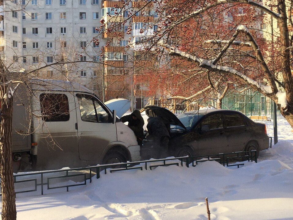 Стройки замирают, у рабочих выходной. Как Тюмень переживает аномальные морозы 2 Стройки замирают, у рабочих выходной. Как Тюмень переживает аномальные морозы 2