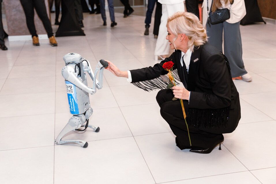 Мы дарим признание! — какой была премия «Человек года-2023»
35 Мы дарим признание! — какой была премия «Человек года-2023»
35