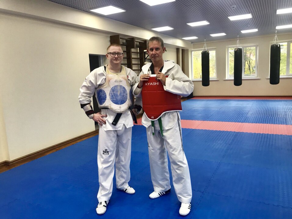 Виталий Листраткин: «Подушку безопасности копить точно не хочу, не вижу смысла»
2 Виталий Листраткин: «Подушку безопасности копить точно не хочу, не вижу смысла»
2