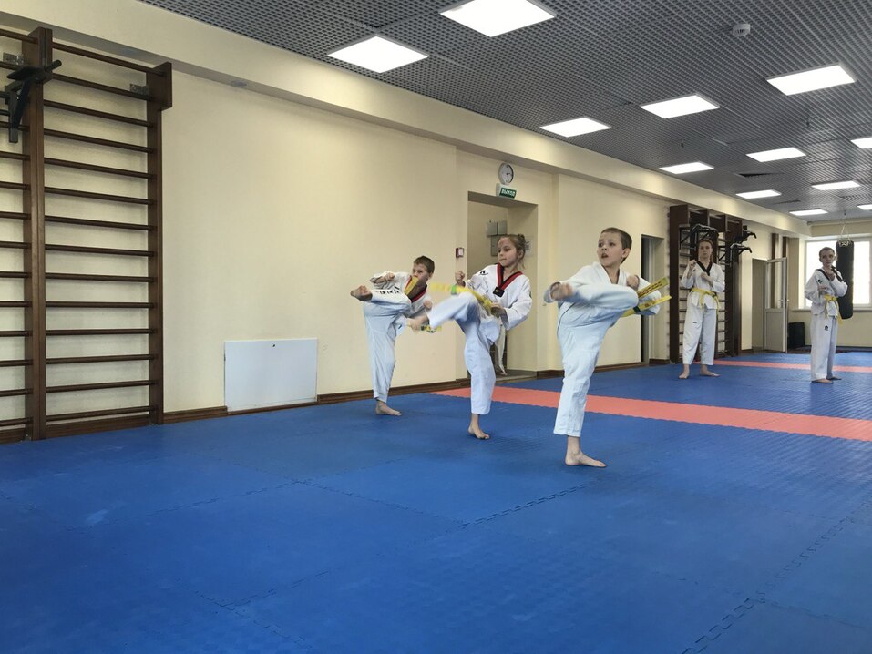 Виталий Листраткин: «Подушку безопасности копить точно не хочу, не вижу смысла»
3 Виталий Листраткин: «Подушку безопасности копить точно не хочу, не вижу смысла»
3