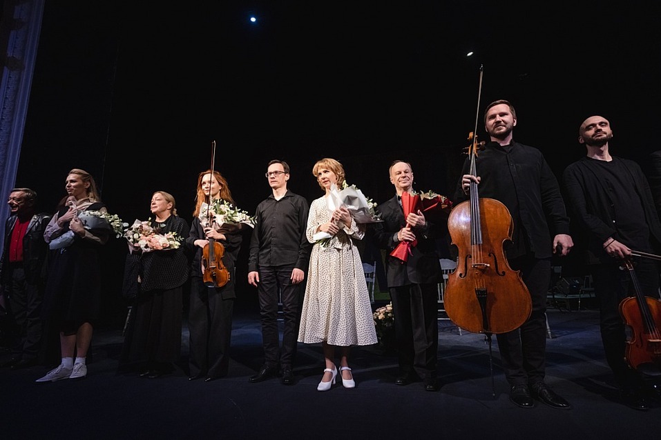 Спектакль Театра Наций показали на челябинской сцене 1 Спектакль Театра Наций показали на челябинской сцене 1