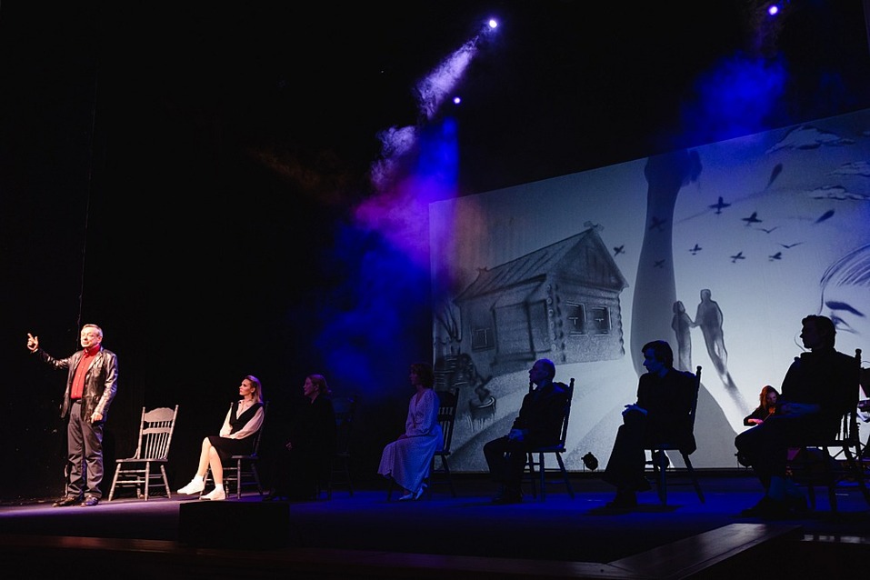 Спектакль Театра Наций показали на челябинской сцене 4 Спектакль Театра Наций показали на челябинской сцене 4