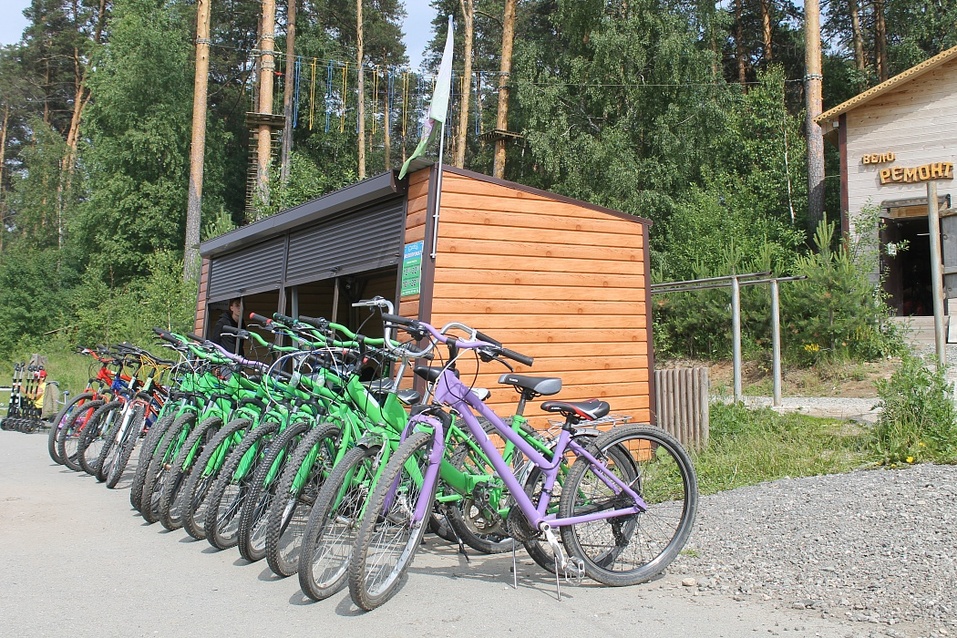 Как семья из Академического открыла пункты проката и взяла в аренду целый водоем 1 Как семья из Академического открыла пункты проката и взяла в аренду целый водоем 1