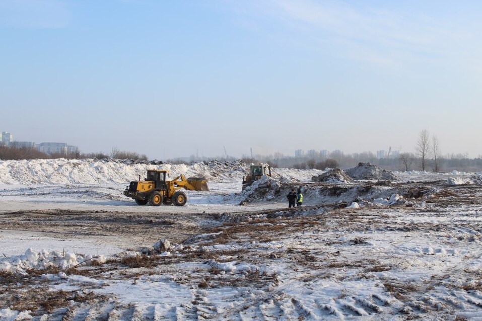 В Тюмени начали отсыпку площадки для строительства кампуса на берегу Туры 1 В Тюмени начали отсыпку площадки для строительства кампуса на берегу Туры 1