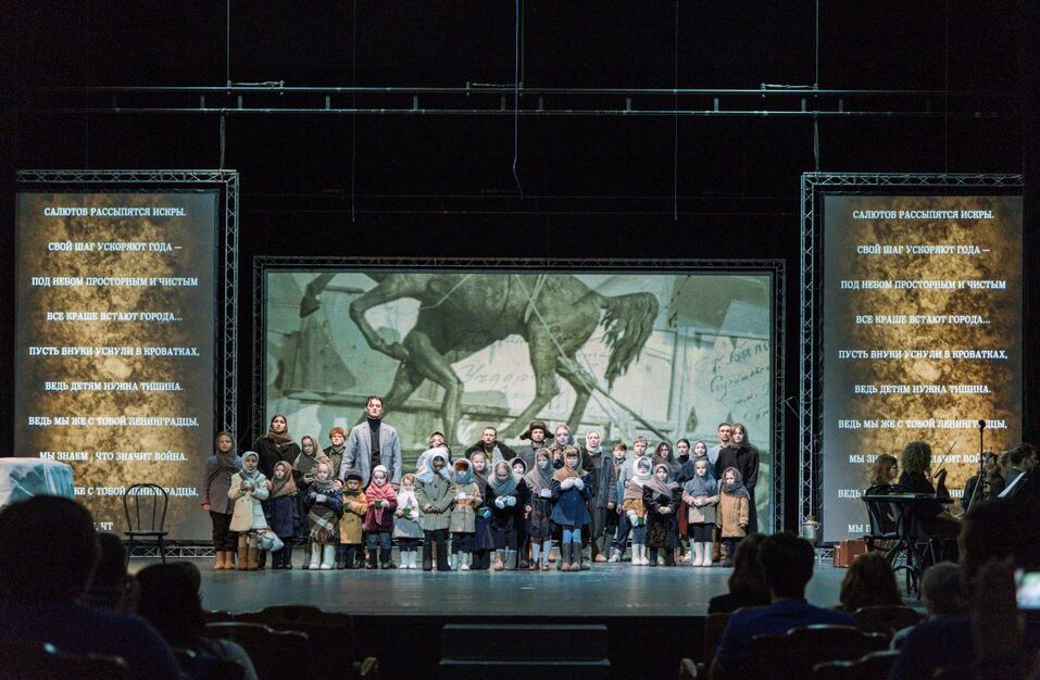 Уральский ювелирный дом создал памятную «Блокадную ласточку» 1 Уральский ювелирный дом создал памятную «Блокадную ласточку» 1