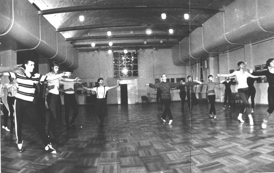 Памяти культуры левого берега. История снесенного ДК Клары Цеткин 8 Памяти культуры левого берега. История снесенного ДК Клары Цеткин 8