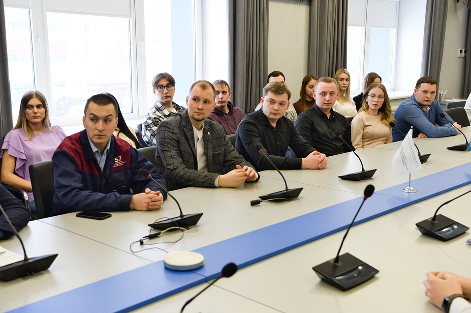 Ведут за собой. На АПЗ подвели итоги работы Молодежного совета 1 Ведут за собой. На АПЗ подвели итоги работы Молодежного совета 1