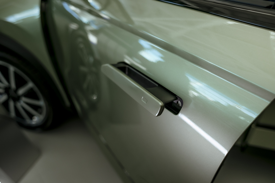 «Это по-настоящему»: JAECOO удивляет европейскими замашками
2 «Это по-настоящему»: JAECOO удивляет европейскими замашками
2