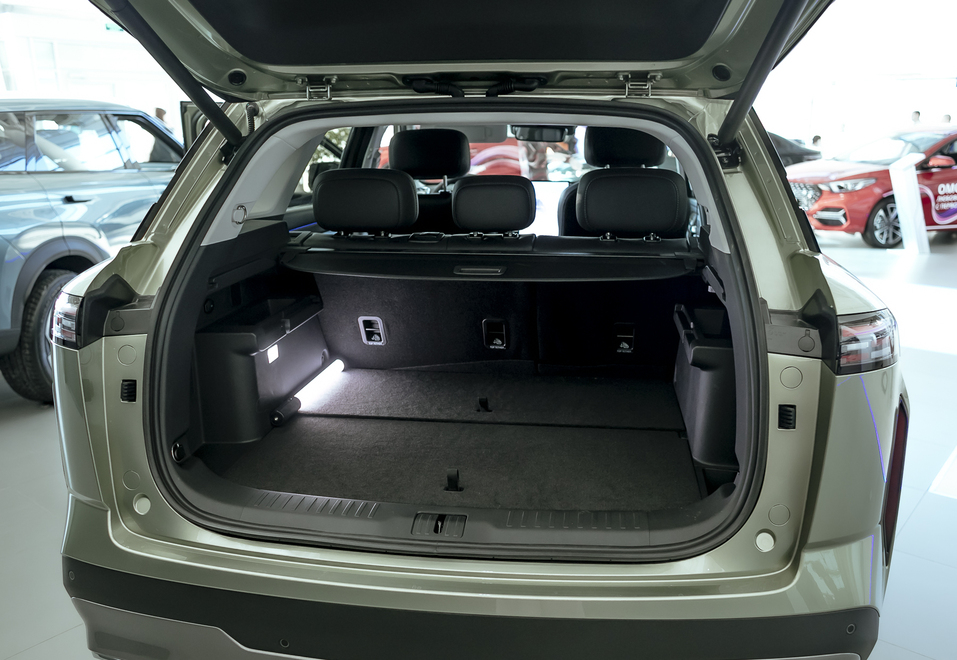 «Это по-настоящему»: JAECOO удивляет европейскими замашками
8 «Это по-настоящему»: JAECOO удивляет европейскими замашками
8