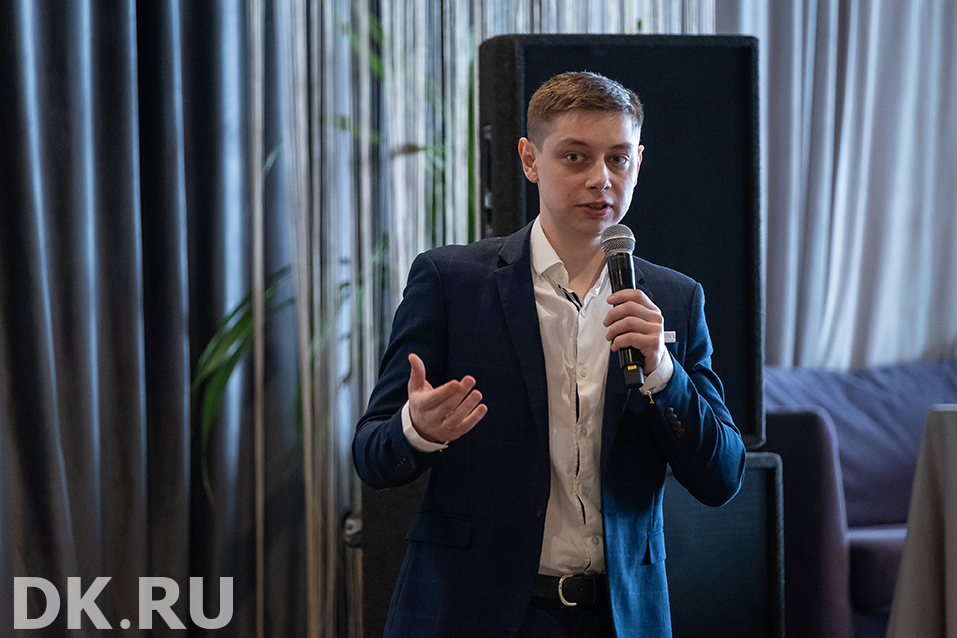 Экономим с ИИ, переходим на контракт, новое в брендинге. Главное с бизнес-завтрака ДК
1 Экономим с ИИ, переходим на контракт, новое в брендинге. Главное с бизнес-завтрака ДК
1