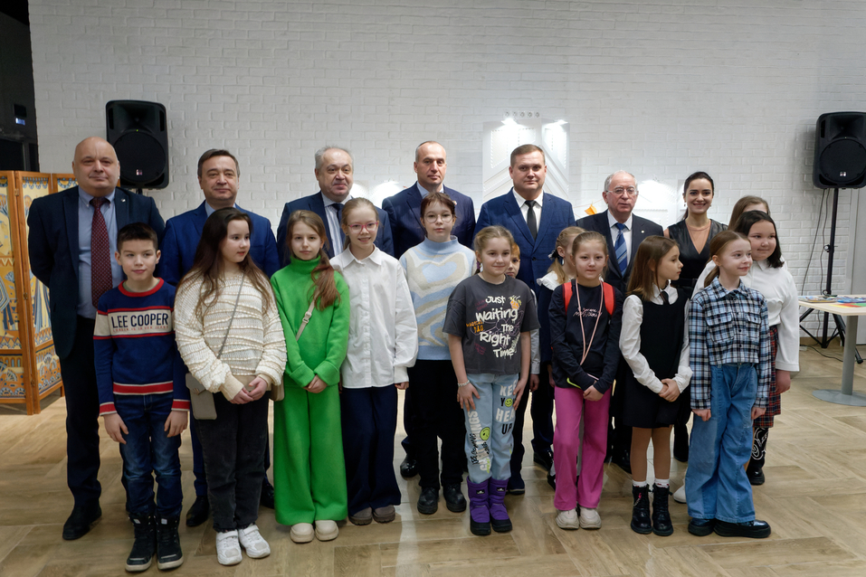 В Екатеринбурге открылась выставка «Окно в Африку»
1 В Екатеринбурге открылась выставка «Окно в Африку»
1