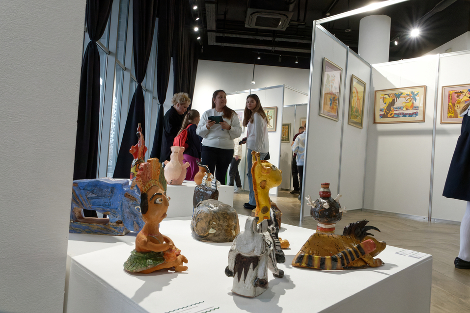 В Екатеринбурге открылась выставка «Окно в Африку»
3 В Екатеринбурге открылась выставка «Окно в Африку»
3