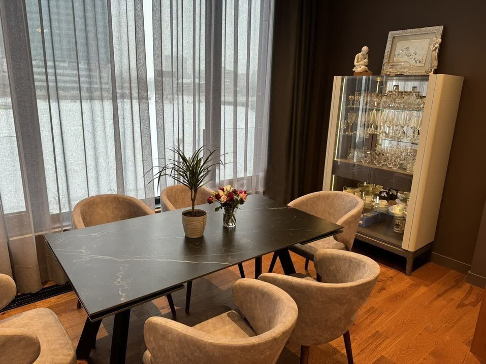 В Екатеринбурге продают квартиру за 150 млн руб. За что просят такие деньги? 1 В Екатеринбурге продают квартиру за 150 млн руб. За что просят такие деньги? 1