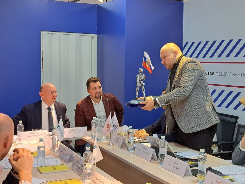 Роботы и интеллект: как молодые промышленники будут развивать челябинские производства 1 Роботы и интеллект: как молодые промышленники будут развивать челябинские производства 1