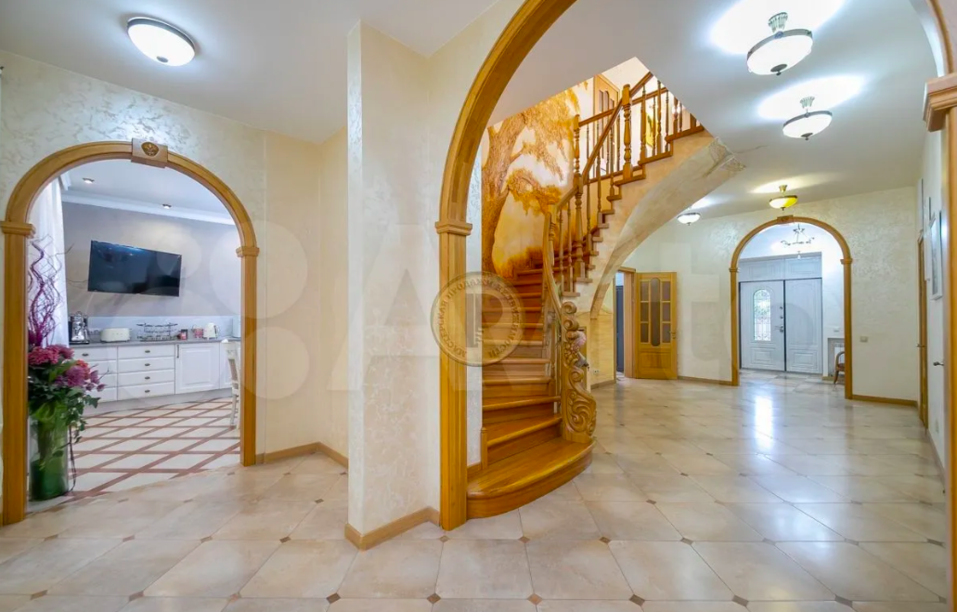 Дом из «Паразитов» и усадьба с прудом: топ элитной недвижимости Красноярска в марте`2024 3 Дом из «Паразитов» и усадьба с прудом: топ элитной недвижимости Красноярска в марте`2024 3