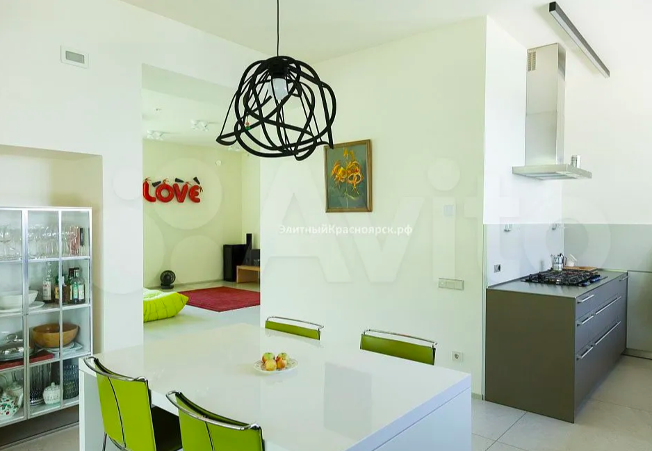 Дом из «Паразитов» и усадьба с прудом: топ элитной недвижимости Красноярска в марте`2024 5 Дом из «Паразитов» и усадьба с прудом: топ элитной недвижимости Красноярска в марте`2024 5