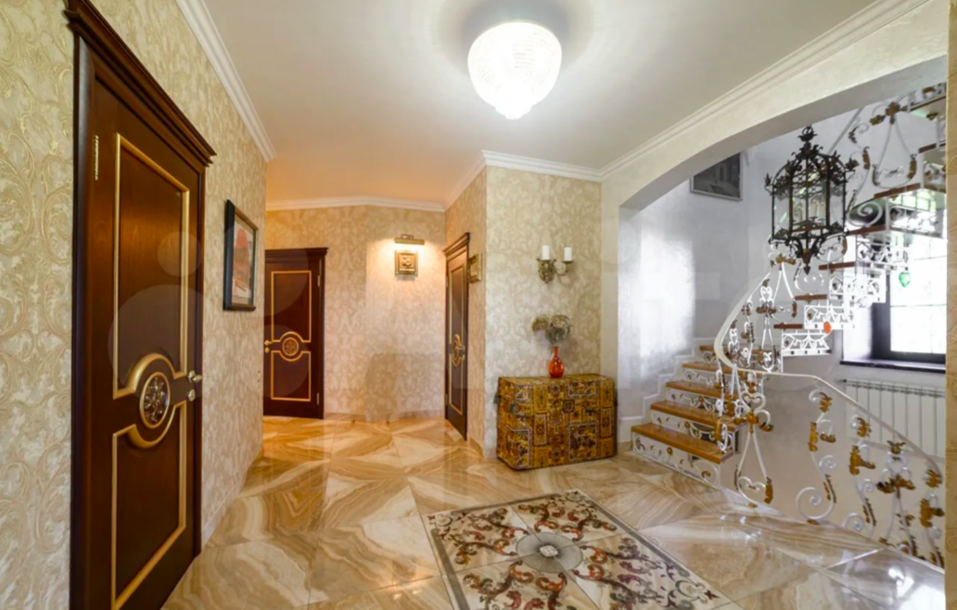 Коттедж у «Гремячей гривы», вид на Енисей и винный погреб: какие дома продают в марте`2024 8 Коттедж у «Гремячей гривы», вид на Енисей и винный погреб: какие дома продают в марте`2024 8