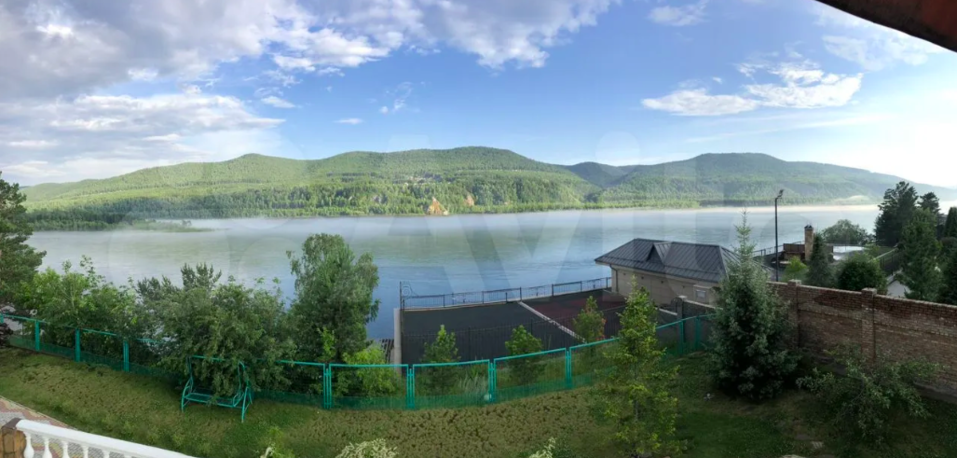 Коттедж у «Гремячей гривы», вид на Енисей и винный погреб: какие дома продают в марте`2024 3 Коттедж у «Гремячей гривы», вид на Енисей и винный погреб: какие дома продают в марте`2024 3