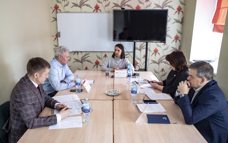 Отрицание, торг, принятие: как бизнес перестроился на транспорт и спецтехнику из Китая 3 Отрицание, торг, принятие: как бизнес перестроился на транспорт и спецтехнику из Китая 3