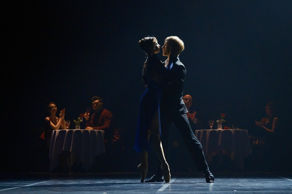 Мультиформатный концерт-спектакль запустили в Красноярском оперном: когда следующий показ 2 Мультиформатный концерт-спектакль запустили в Красноярском оперном: когда следующий показ 2