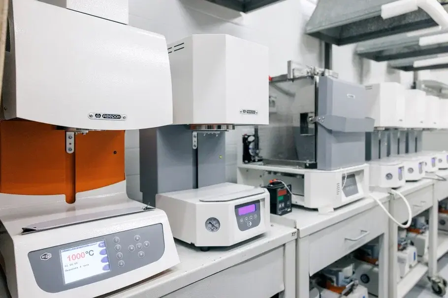 «Мы стремимся быть независимыми»: как на Урале производят зуботехническое оборудование 7 «Мы стремимся быть независимыми»: как на Урале производят зуботехническое оборудование 7