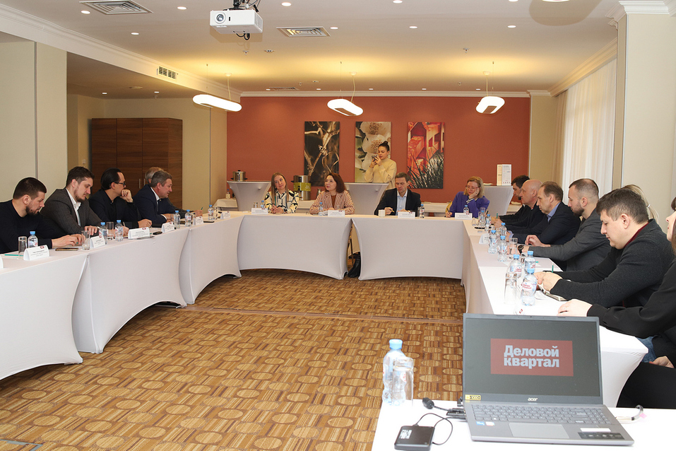 Местное торможение: в Красноярске обсудили нехватку проминфраструктуры в городе и крае
1 Местное торможение: в Красноярске обсудили нехватку проминфраструктуры в городе и крае
1