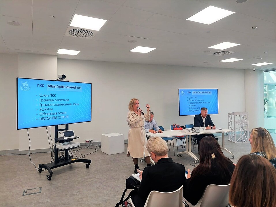 Марина Ласькова, конференция УПН Марина Ласькова, конференция УПН