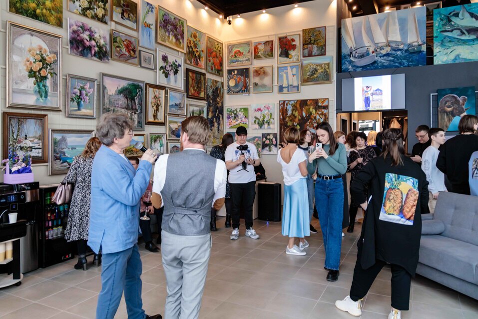 Бизнес-леди и художница Марина Березина открыла свое арт-пространство в Новосибирске 2 Бизнес-леди и художница Марина Березина открыла свое арт-пространство в Новосибирске 2