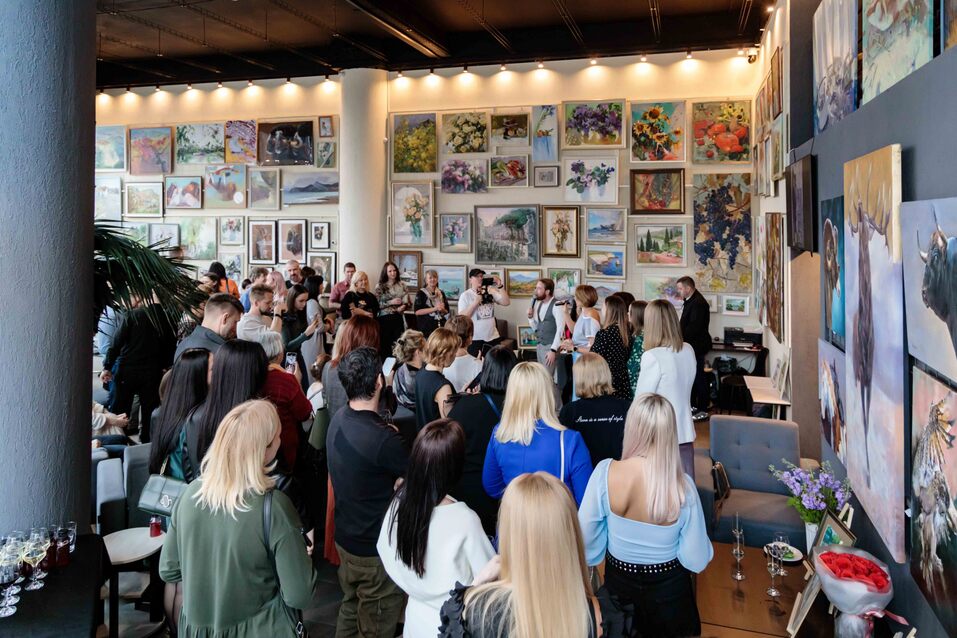 Бизнес-леди и художница Марина Березина открыла свое арт-пространство в Новосибирске 8 Бизнес-леди и художница Марина Березина открыла свое арт-пространство в Новосибирске 8