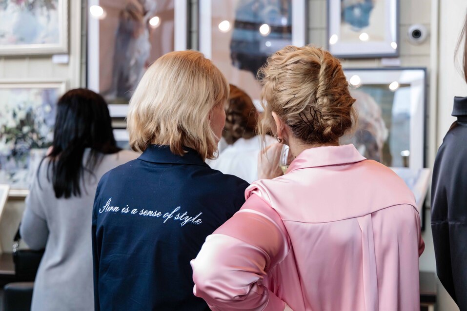 Бизнес-леди и художница Марина Березина открыла свое арт-пространство в Новосибирске 9 Бизнес-леди и художница Марина Березина открыла свое арт-пространство в Новосибирске 9