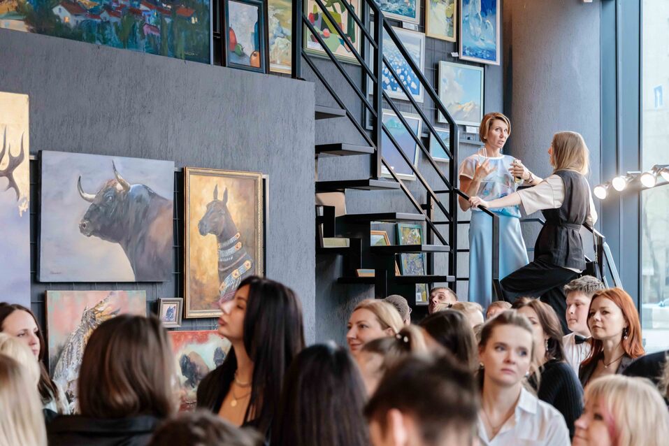 Бизнес-леди и художница Марина Березина открыла свое арт-пространство в Новосибирске 10 Бизнес-леди и художница Марина Березина открыла свое арт-пространство в Новосибирске 10