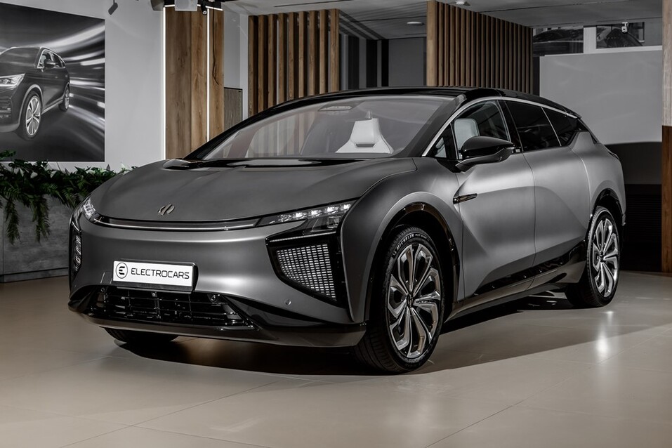 Как выбрать электромобиль или гибрид премиум-класса 6 Как выбрать электромобиль или гибрид премиум-класса 6