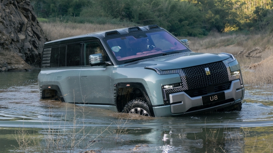 Как выбрать электромобиль или гибрид премиум-класса 9 Как выбрать электромобиль или гибрид премиум-класса 9