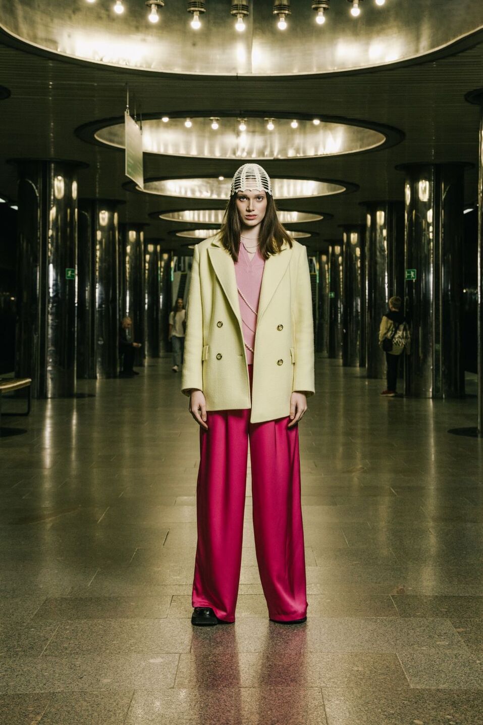 Модные бренды спустились в екатеринбургскую подземку 3 Модные бренды спустились в екатеринбургскую подземку 3