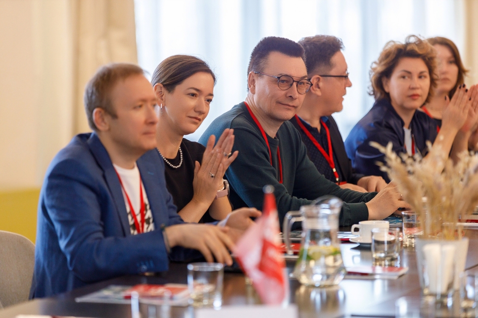 Человек и искусственный интеллект: конкуренция или коллаборация? 28 Человек и искусственный интеллект: конкуренция или коллаборация? 28