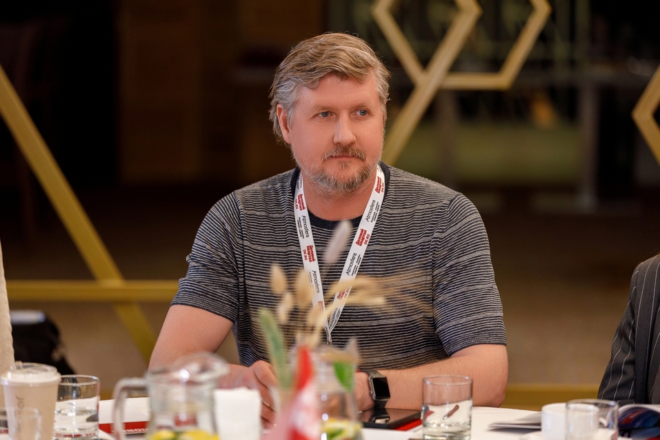 Человек и искусственный интеллект: конкуренция или коллаборация? 49 Человек и искусственный интеллект: конкуренция или коллаборация? 49