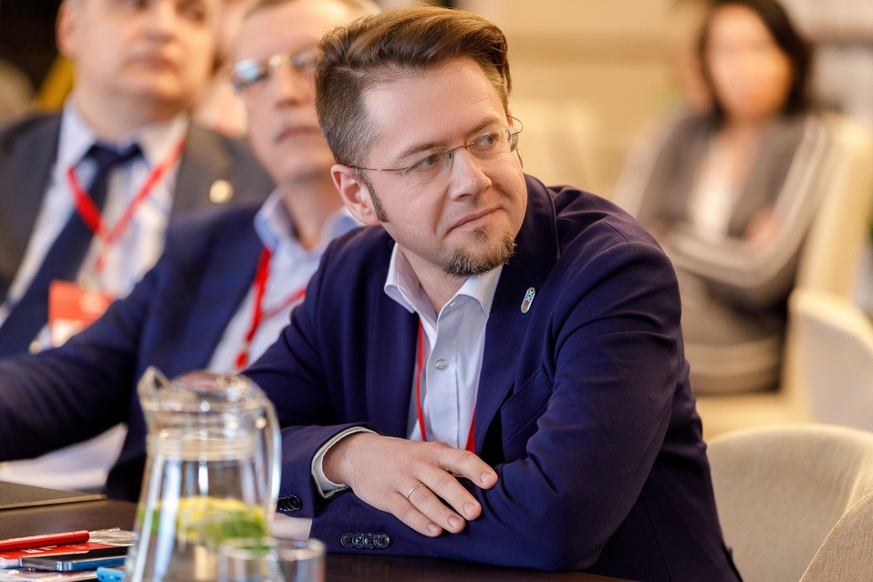 Человек и искусственный интеллект: конкуренция или коллаборация? 62 Человек и искусственный интеллект: конкуренция или коллаборация? 62