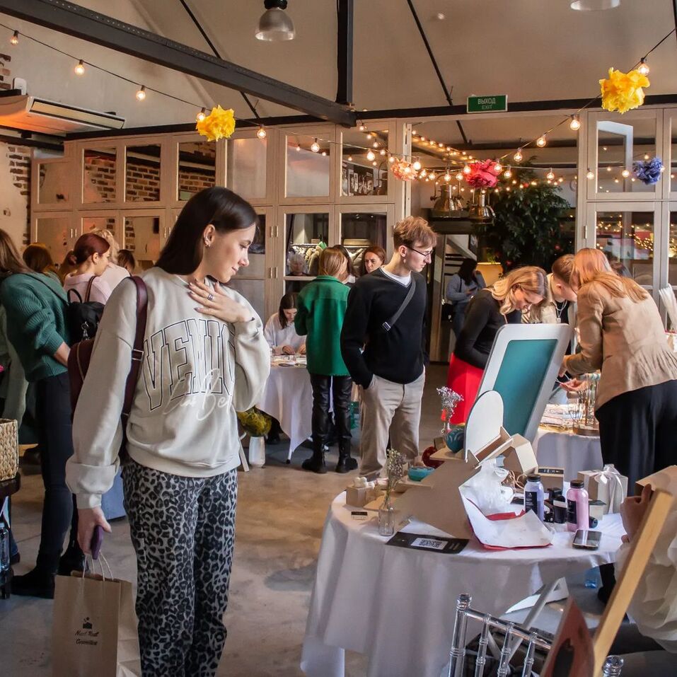 Музейные ночи, стрит-арт, море театра: куда сходить в Красноярске 18...24 мая 2024
2 Музейные ночи, стрит-арт, море театра: куда сходить в Красноярске 18...24 мая 2024
2