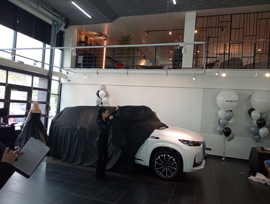 Новосибирску презентовали JAECOO J8 1 Новосибирску презентовали JAECOO J8 1